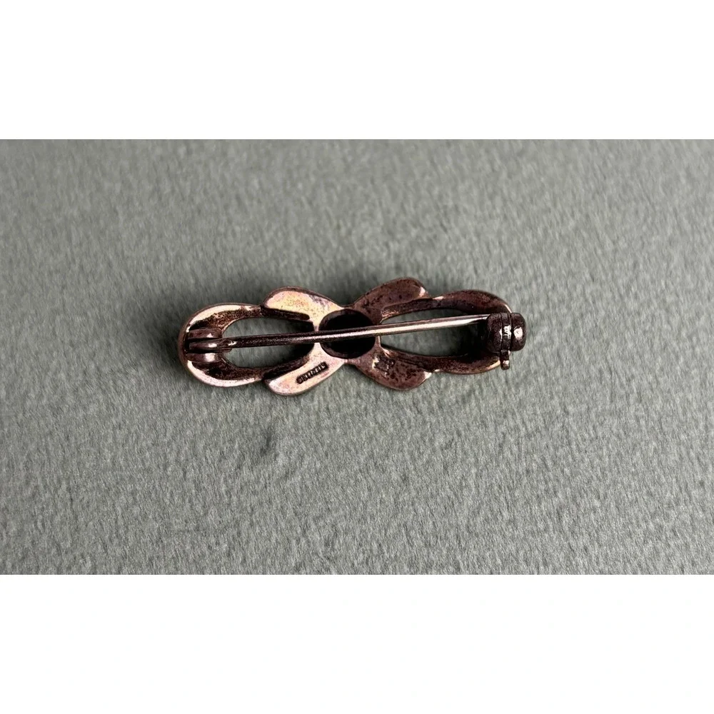Sterling Silver Bow‎ Brooch Pin with Blue Stone and Marcasite Accents P099